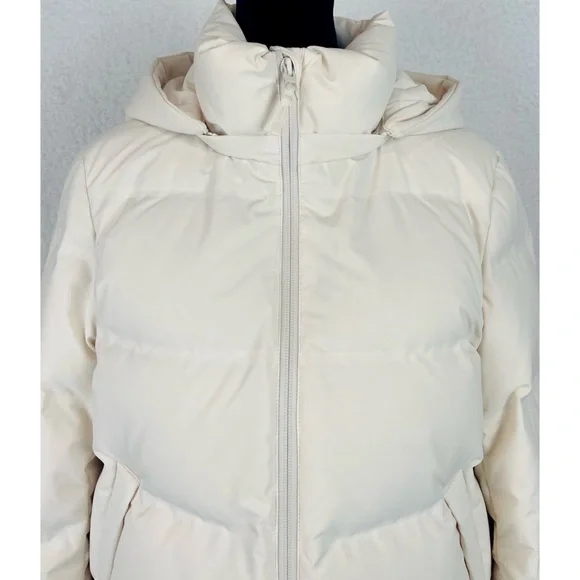 UNIQLO • Cream Seamless Hooded Down Puffer Jacket, XS - Picture 2 of 16